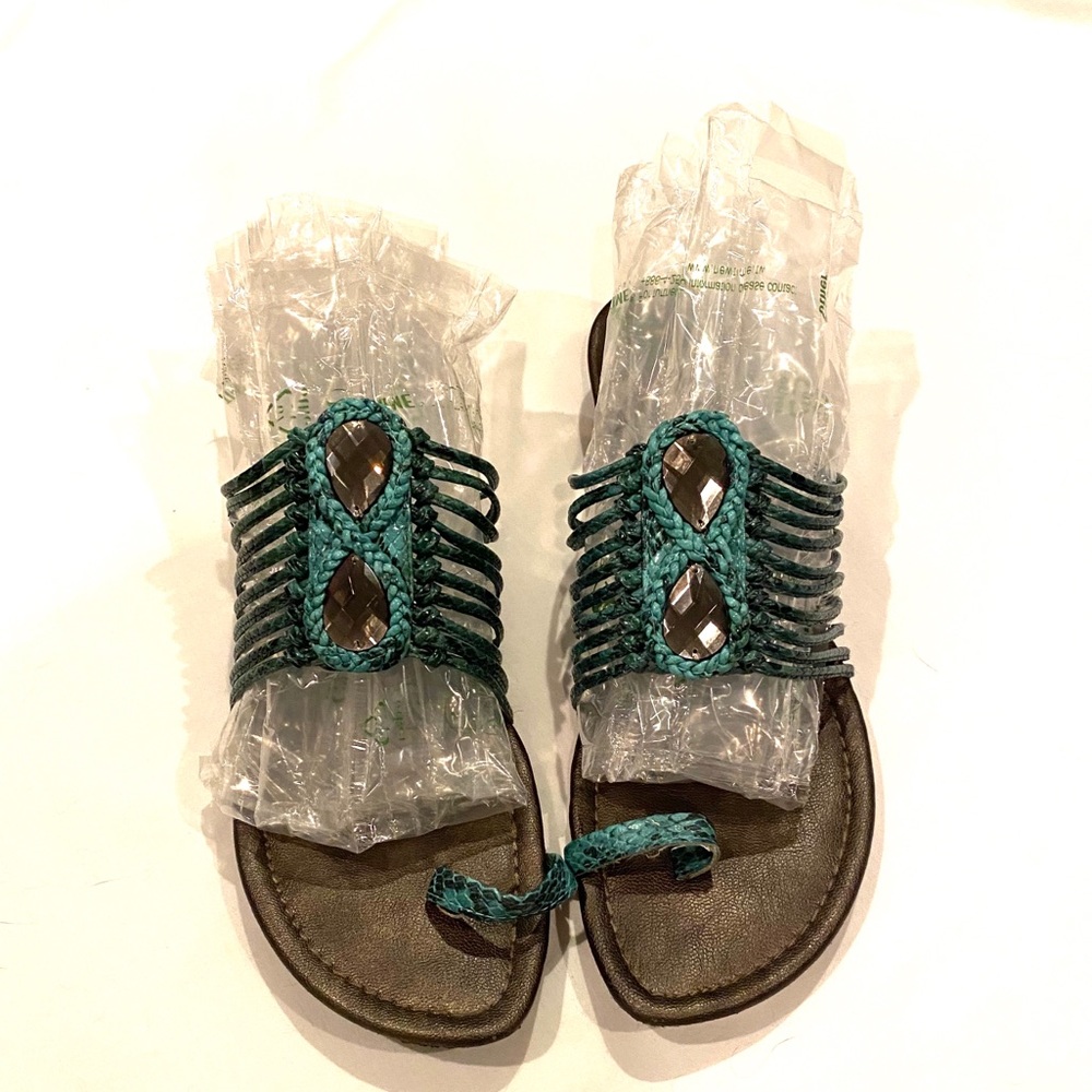 Turquoise sandals - Picture 2 of 15